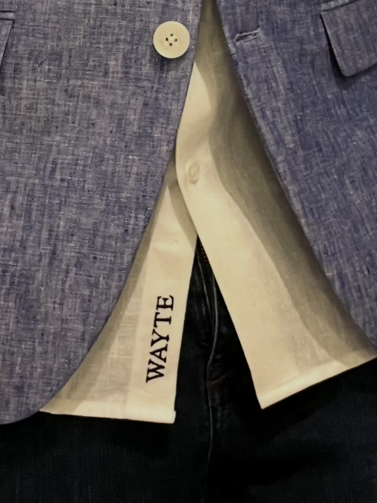 Last name on hem